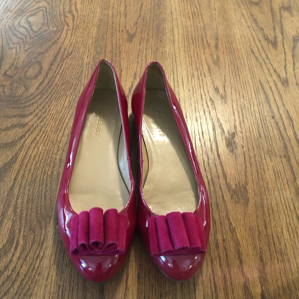 Talbots briana 4 leather flats raspberry tart size 7.5 AA